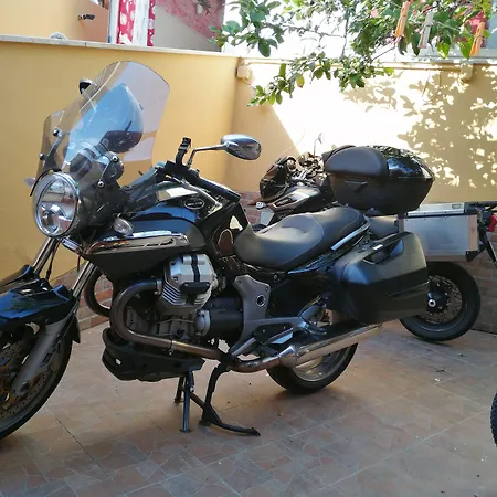 בית הארחה Sardegna Sole E Mare אלגהרו