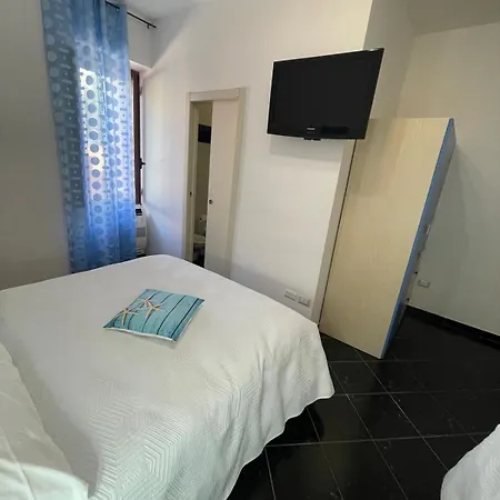 Sardegna Sole E Mare 게스트하우스 3*